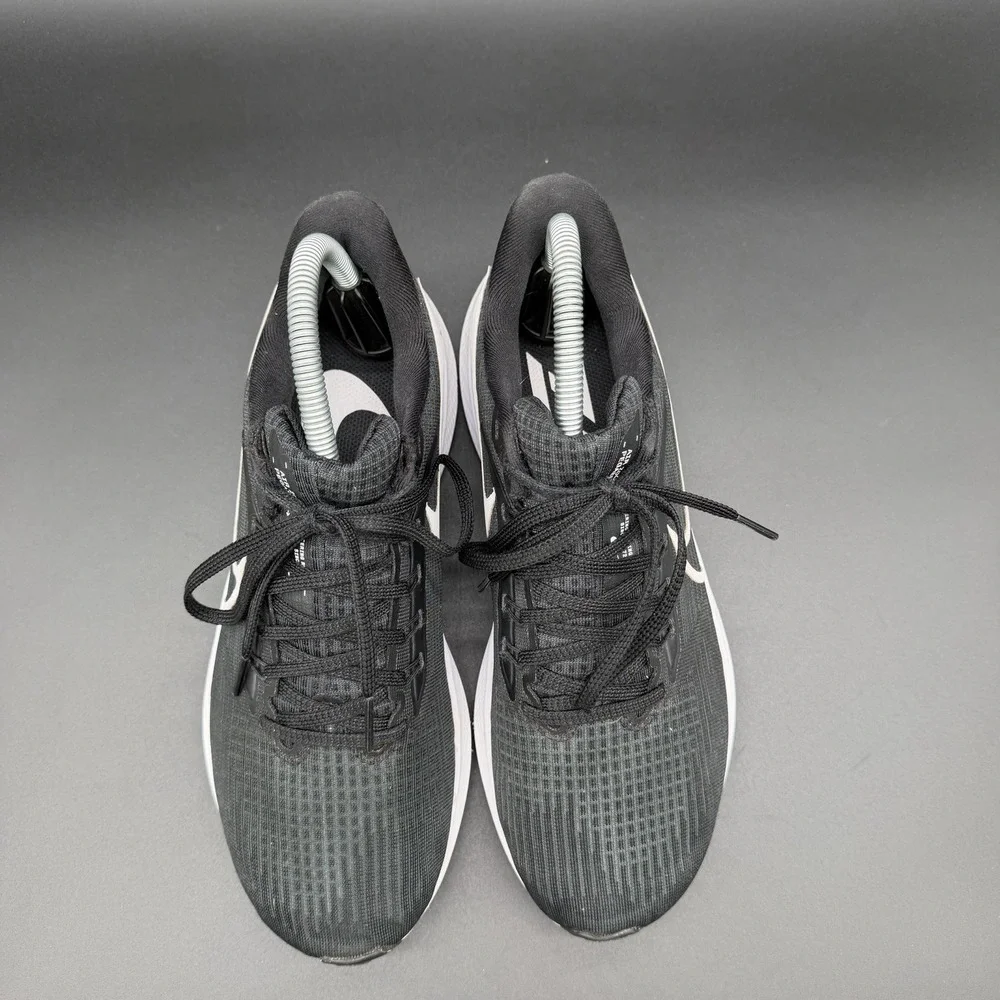 Size 8- Nike‎ Air Zoom Pegasus 39 Women's Black